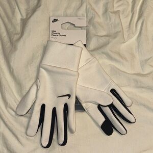 Nike Black and White Fleece Gloves